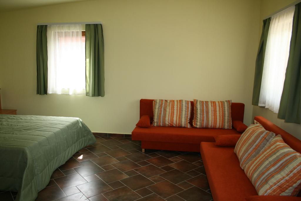 Matra Kemping Apartmanok มาตราฟูเรด ห้อง รูปภาพ